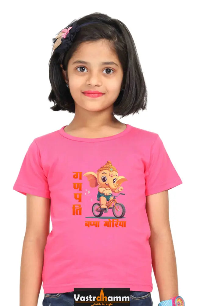 Ganesha Devotion Round Neck Half Sleeve Classic T-Shirts for Girl Vastrdhamm